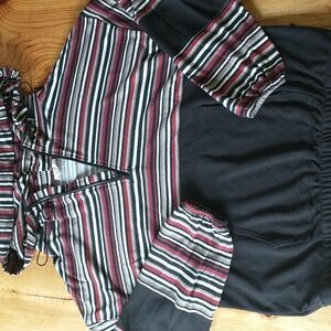 Women's pullover top. Top Style size L.